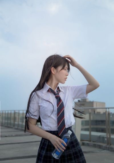 一个人看视频